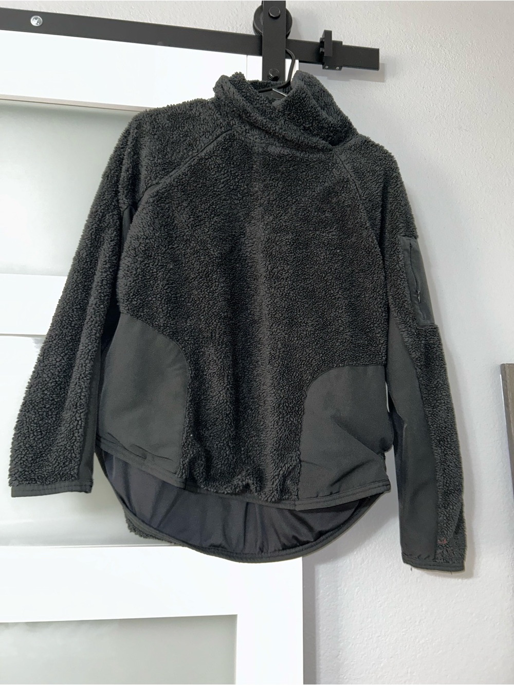 Women’s Nike Black Sherpa Fleece Pullover Jacket